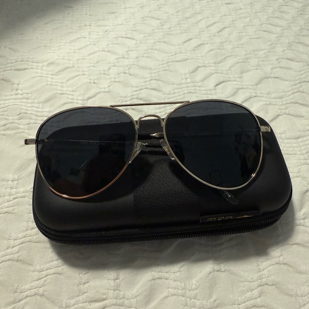 Aviator Sunglasses with Black Lenses